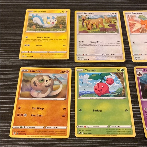 Pokemon Trading Cards Set - 8 Cards - Picture 2 of 3